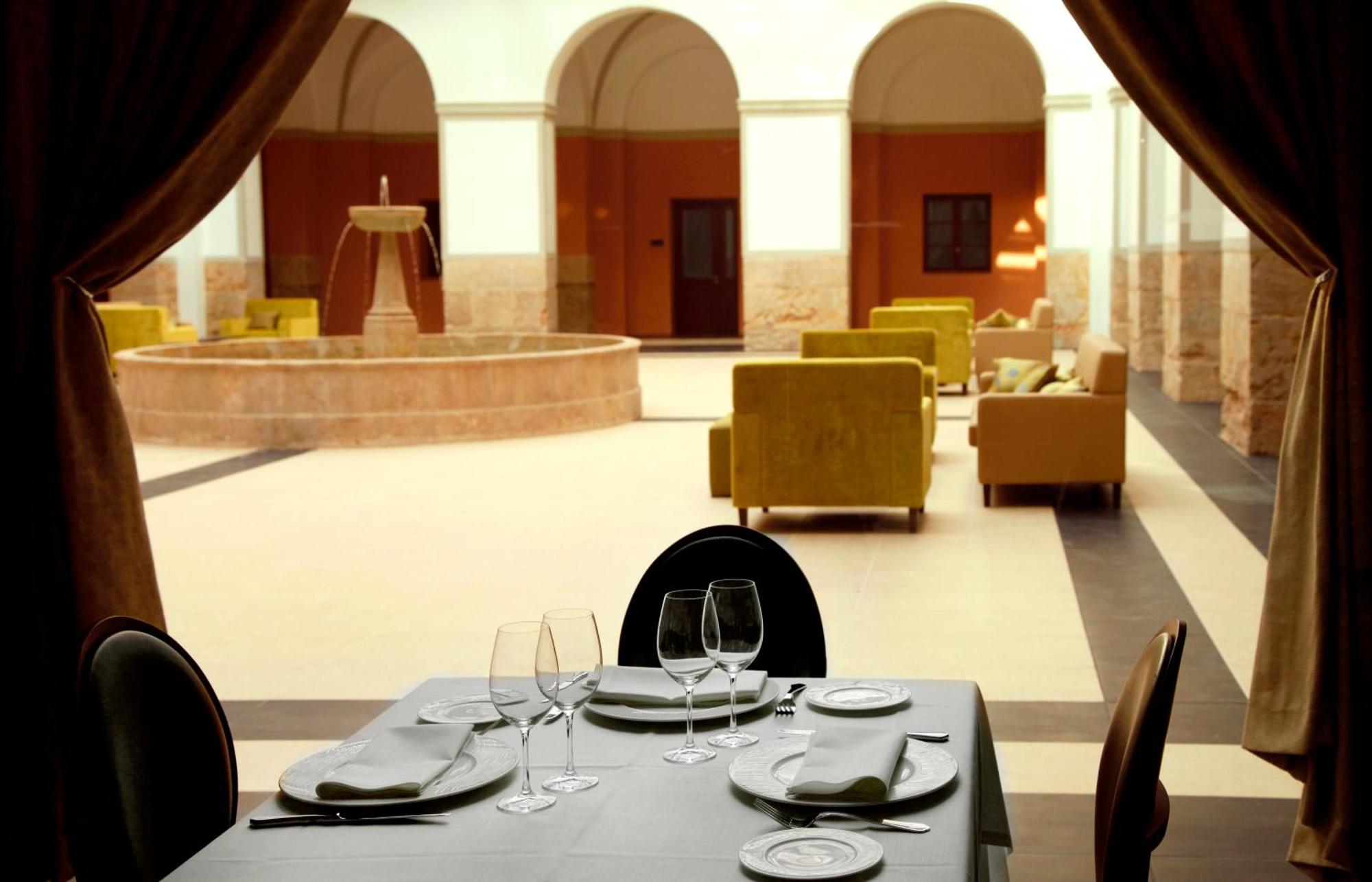 Hotel Spa Martin El Humano Segorbe Bagian luar foto